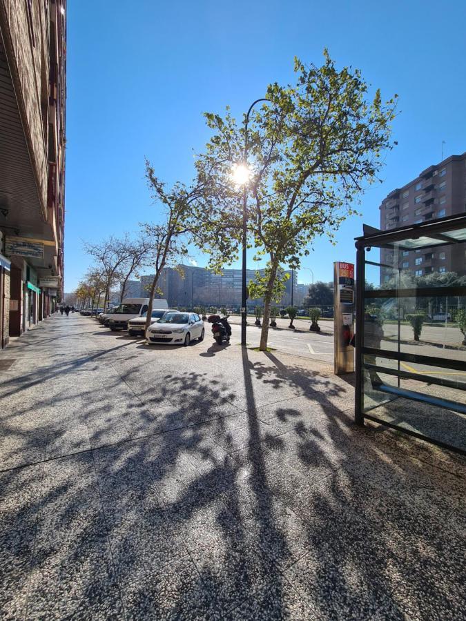 Dos Torres Tauriel - Espacioso Apartamento Con Impresionantes Vistas Y Garaje Privado Saragosse Extérieur photo